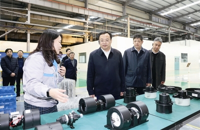 张长平书记率队督查重点项目建设，为靖江高质量发展注入强劲动能